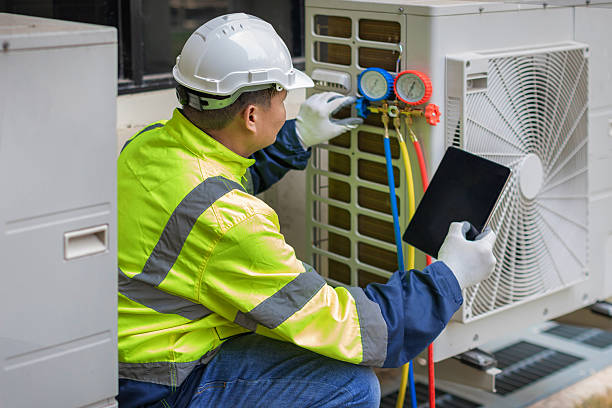 Professional Hvac technician working in Clinton, MD